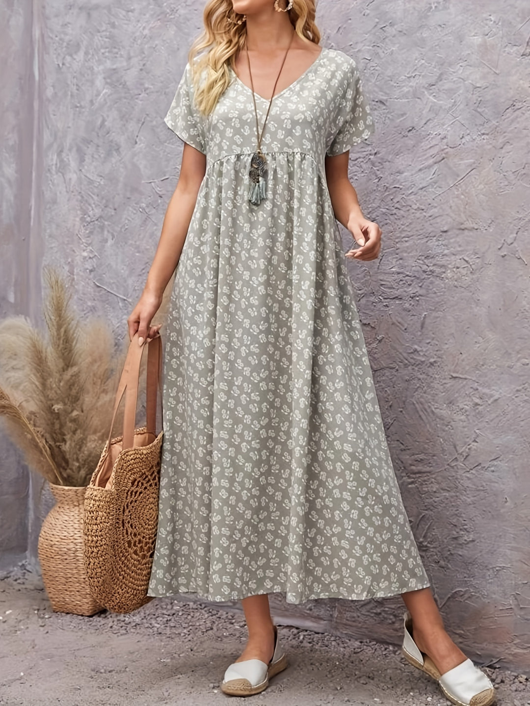 Elara V-Neck Tunic Dress